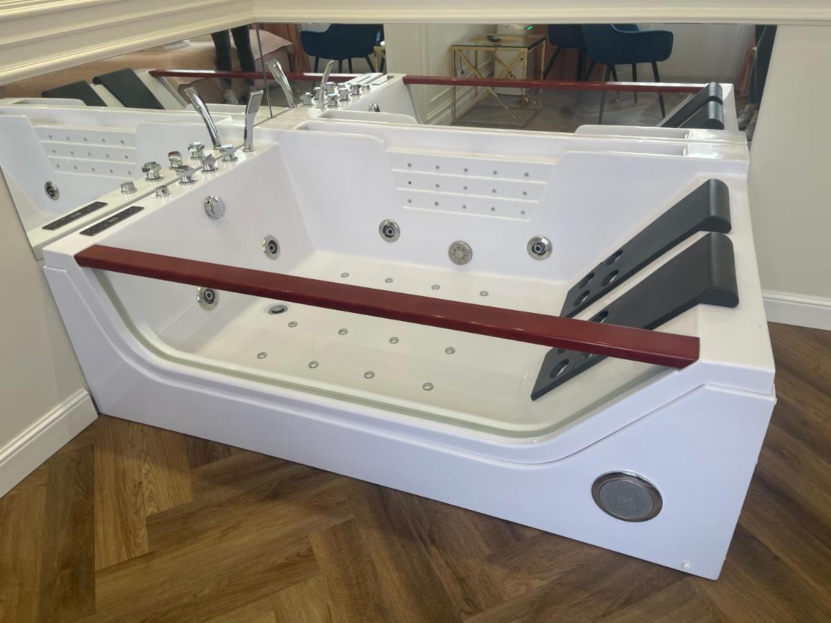 Apartament Glamour Prywatne Jacuzzi Starowislna Krakau Buitenkant foto