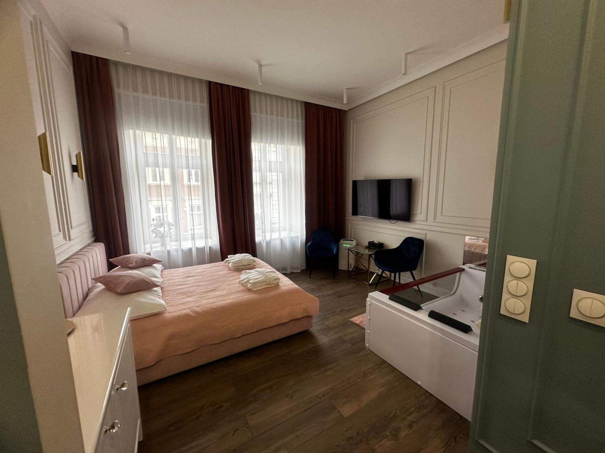 Apartament Glamour Prywatne Jacuzzi Starowislna Krakau Buitenkant foto