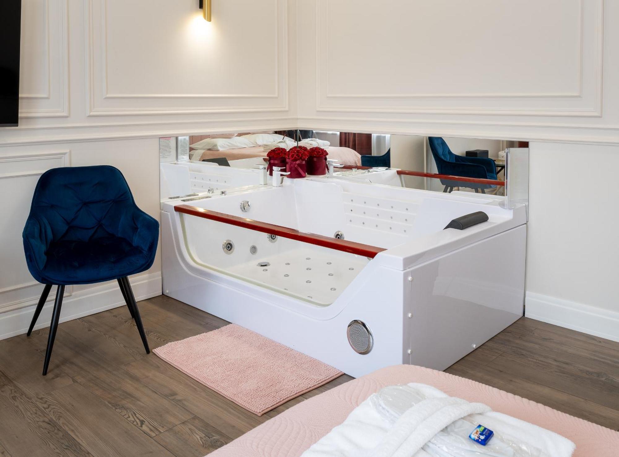 Apartament Glamour Prywatne Jacuzzi Starowislna Krakau Buitenkant foto